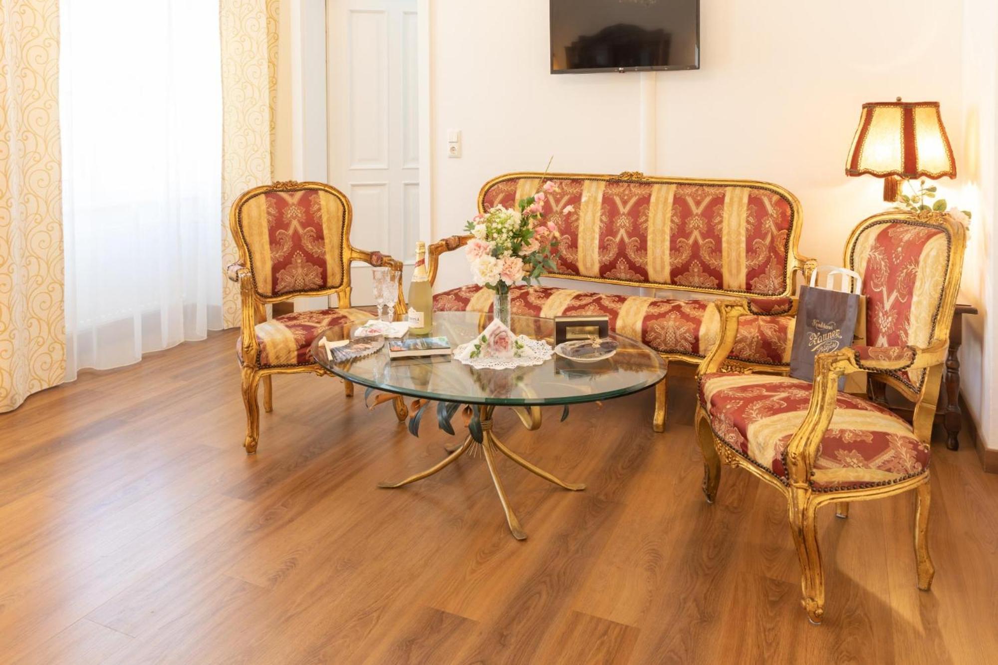 Heritage Boutique Apartments บาดอิสชิล ภายนอก รูปภาพ